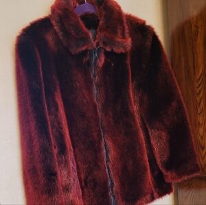 Plush Burgundy Teddy Jacket Very Good Condition Pockets